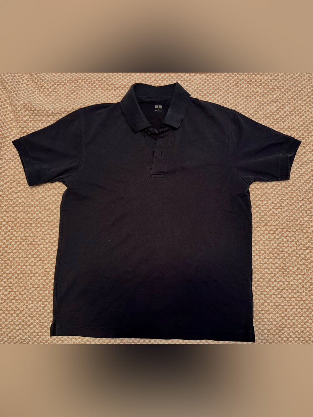 Uniqlo Men's Black Polo Shirt – Short Sleeve Cotton
